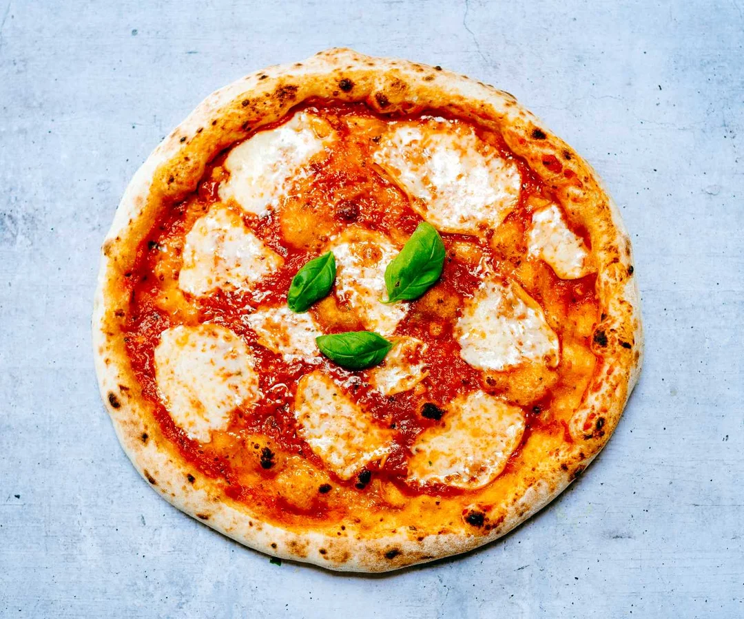 FORNIVA Margherita pizza